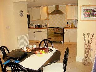 007 | Taplow | sleeps 10 | £350-£1000 per night